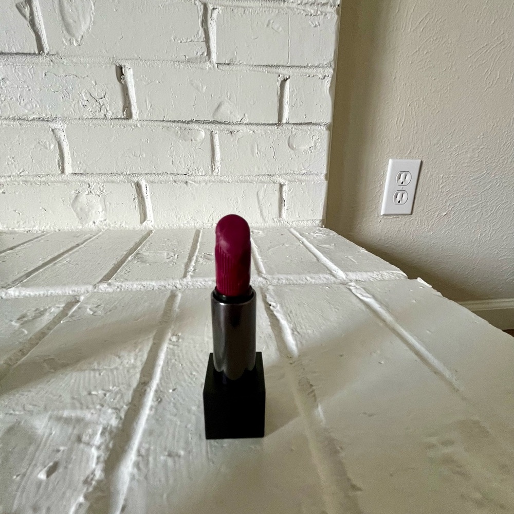 Burberry lipstick 426